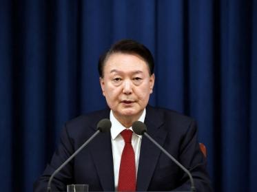 為拉攏中間選民？韓國大選臨近尹錫悅被要求“退黨”