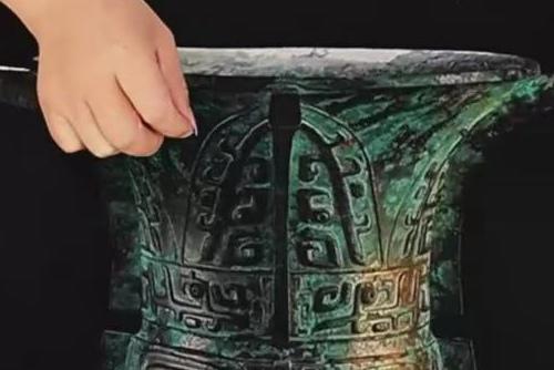 以針線為筆墨 繡出青銅器之美